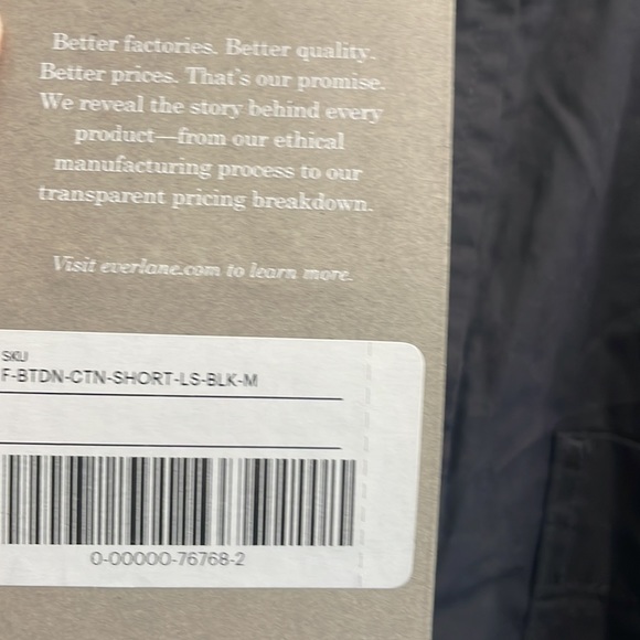 NEW Everlane The Silky Cotton Way-Short Button Down Shirt in Black Size Medium - Picture 5 of 8